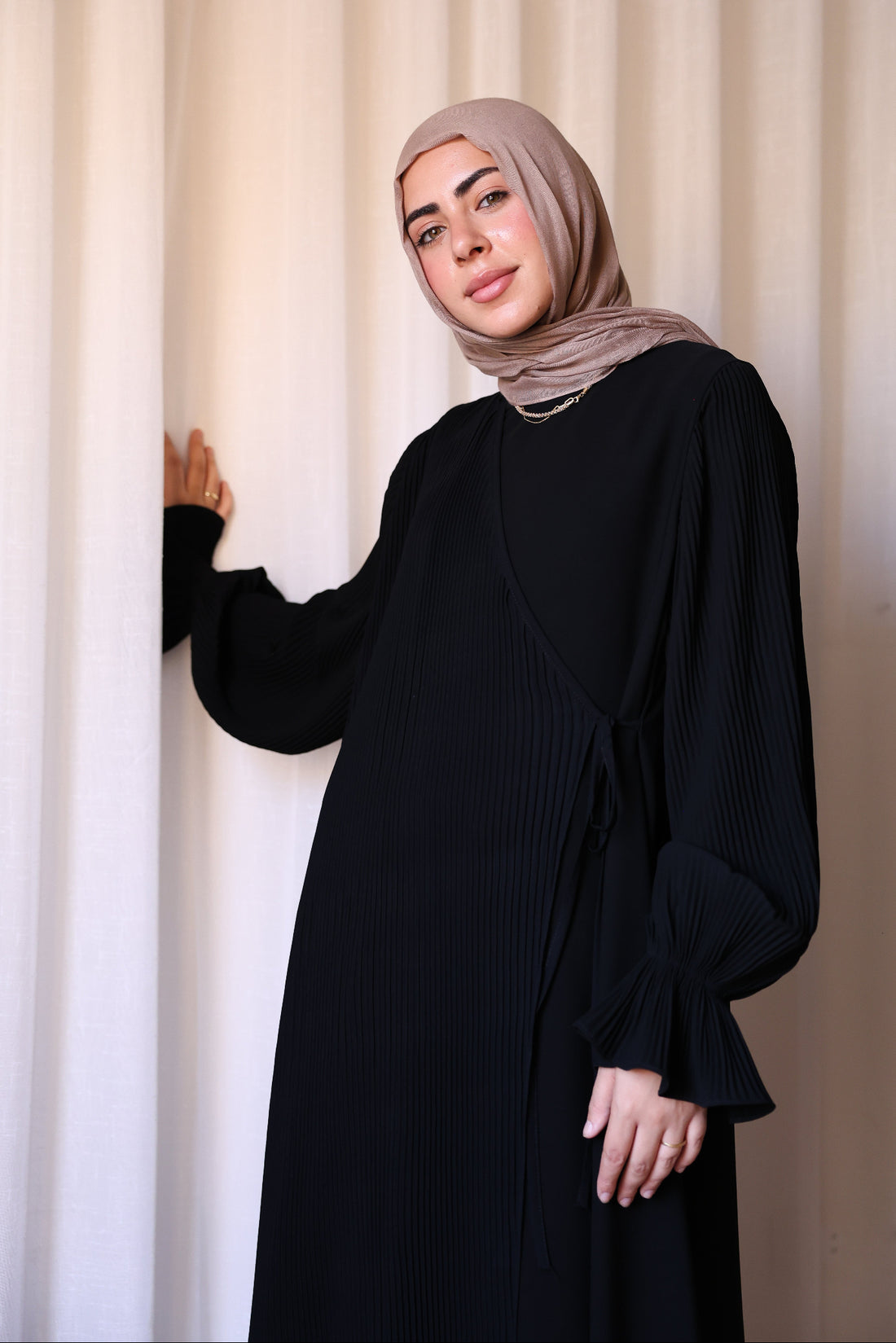 عباية اورا