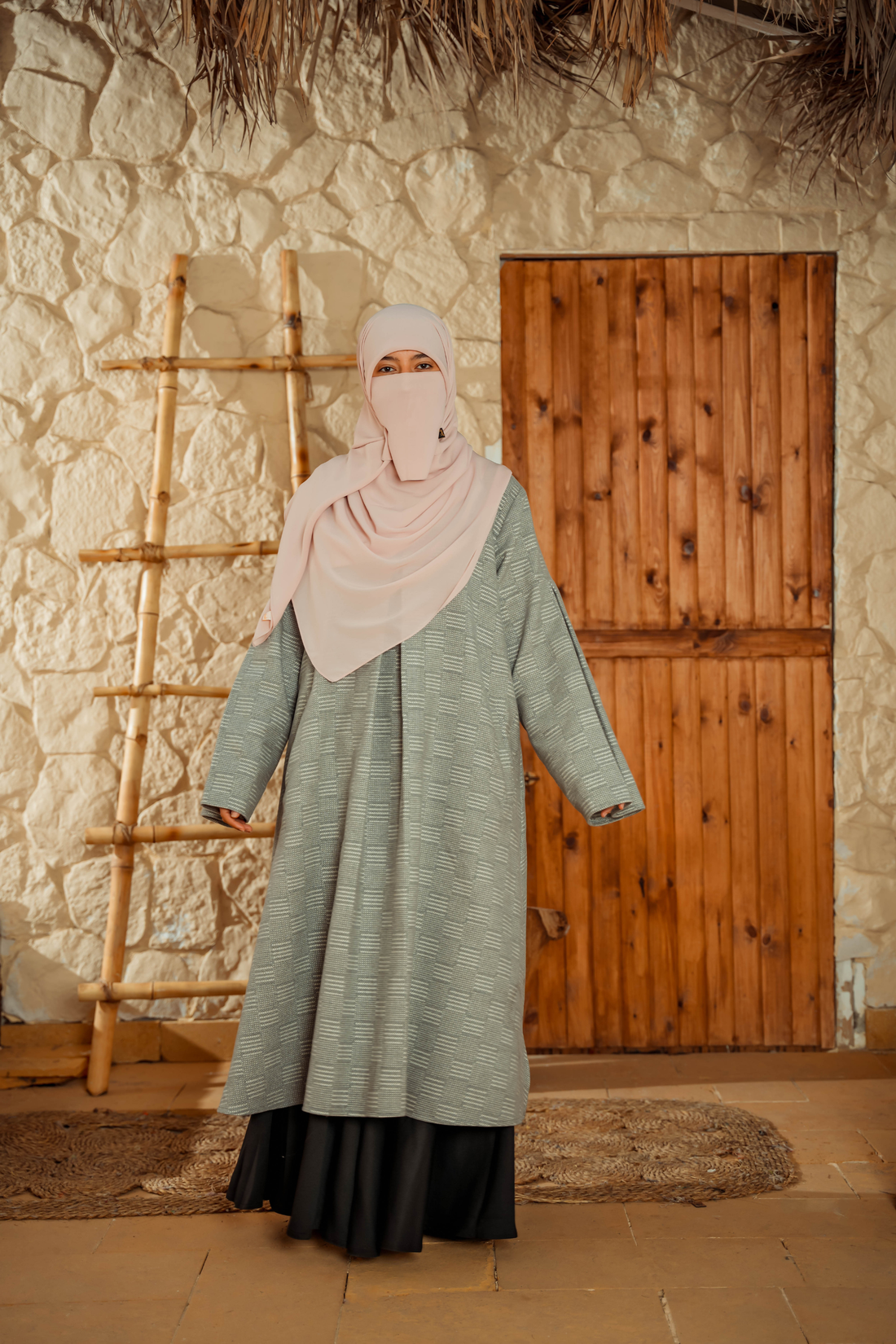 ميني دريس صفا (رمادي)